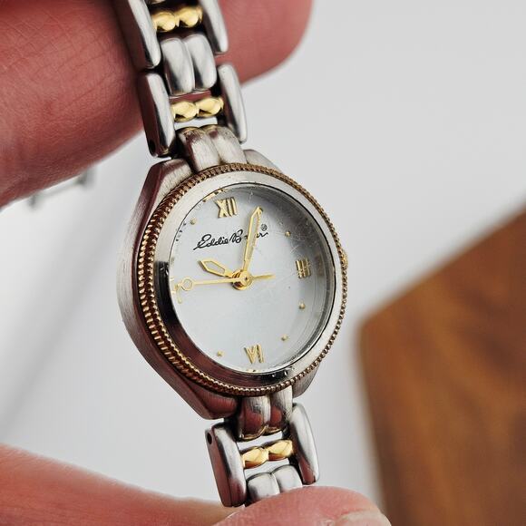 Eddie Bauer Women's Round Dial Two Tone Watch Classic Contemporary Minimalist - Picture 3 of 7